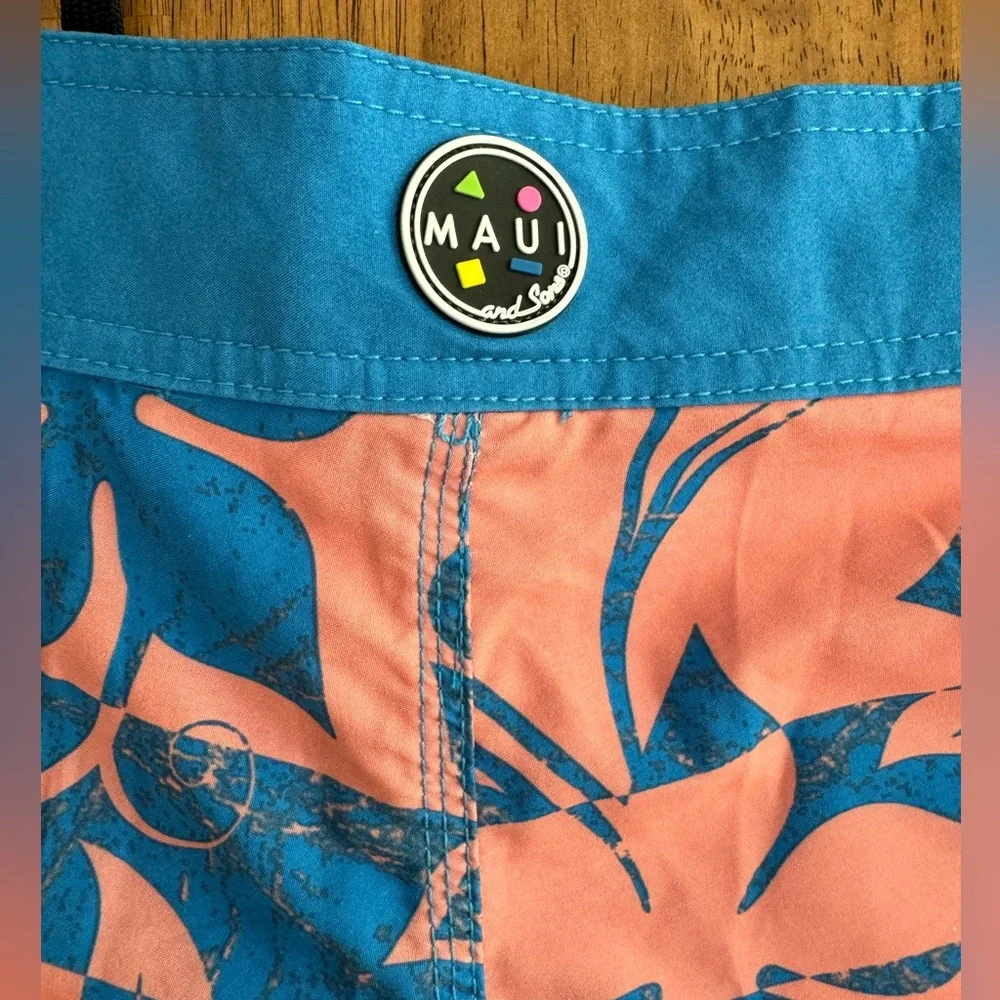 NWT Maui and Sons 4 Way Stretch Board Shorts SZ 34 Navy Banzai
